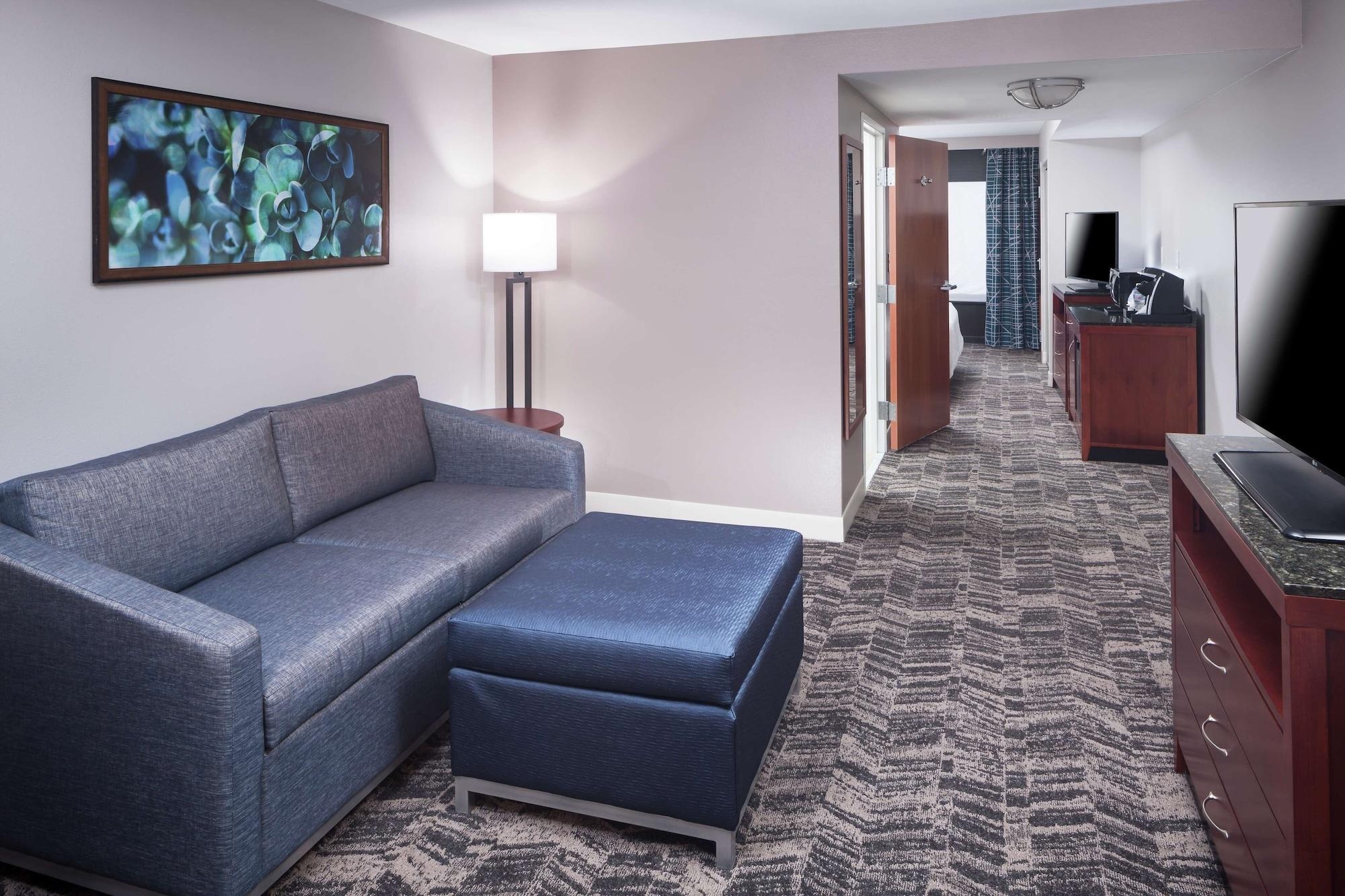 Hilton Garden Dallas/allen 3*